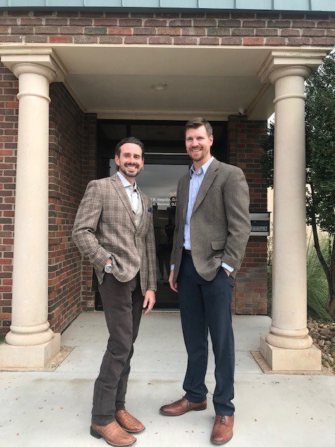 Lubbock_OFS's tweet image. We are happy to introduce Dr. Bonner to our practice! He comes with plenty of expertise and kind-heartedness. We all cannot wait to see what the future has in store. Please join us in welcoming Dr. Bonner to our team! #NewDoctor #IntroductionParty