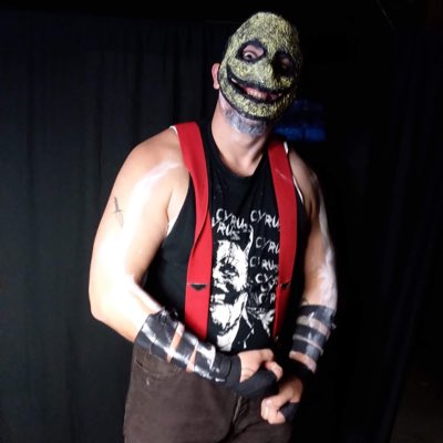 orphanagefire's tweet photo. #NewProfilePic https://t.co/EihEaCfld8