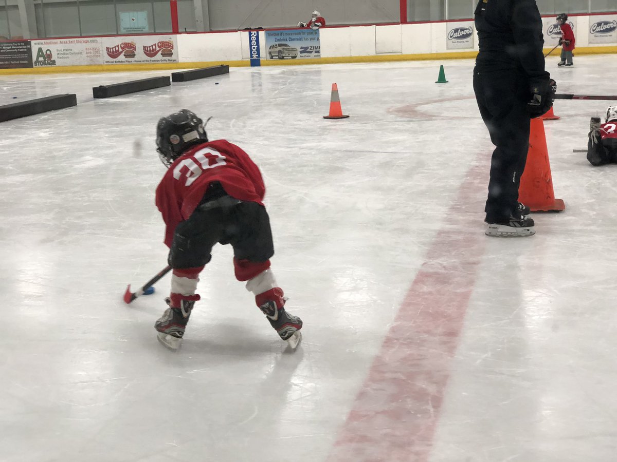 badgerhockeyfan's tweet image. So it begins. Jaxton’s first night of organized #hockey as a Mini Mite! #FutureBadger #MiniMite #DropThePuck
