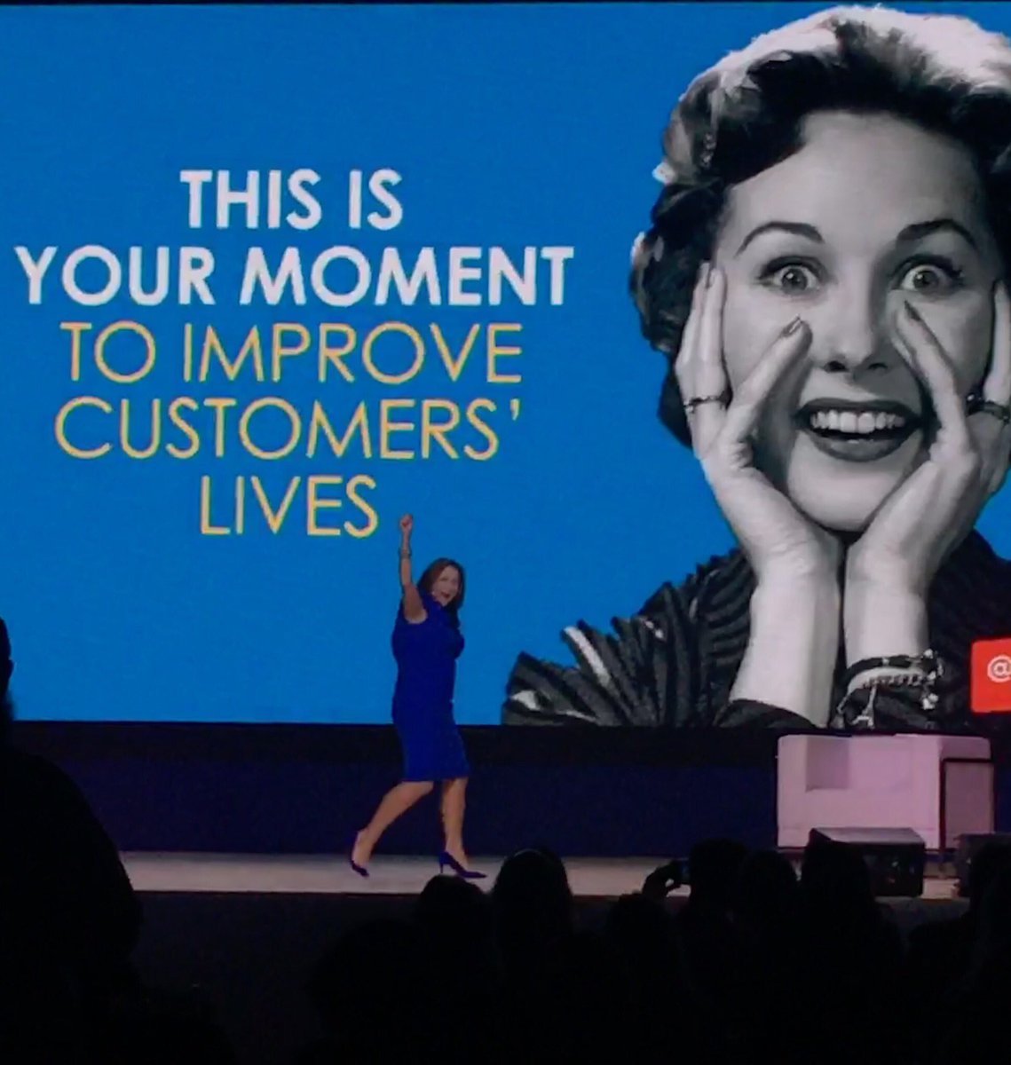 framing_gale's tweet photo. The godmother of #customersuccess @JeanneBliss #opentalk18 https://t.co/zVpdPrQ1qP