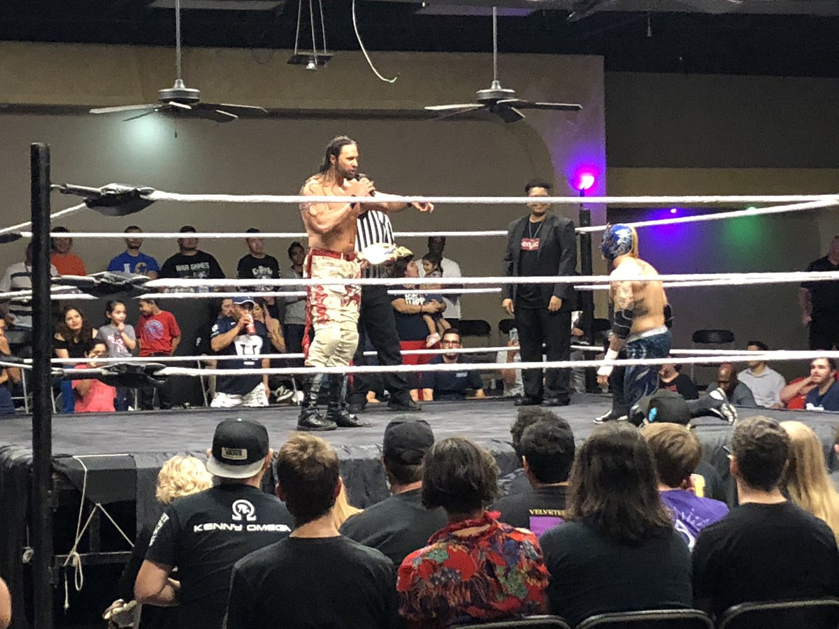 Dalton_4_Life's tweet photo. This is gonna be crazy... @LanceHoyt vs @ReyFenixMx #EVERYBODYDIES @ProWReligion https://t.co/hVwprZUMMY