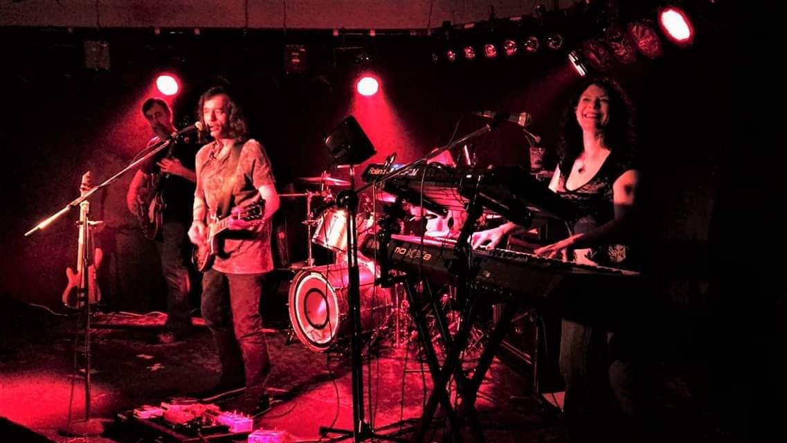 DebLilli1's tweet photo. Blue Dream is playing November 16th at Big Guy BBQ in North Hudson. https://t.co/EFk1jVZ1ut