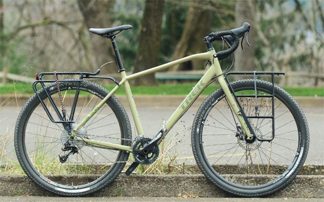 trailratpacking's tweet photo. Still, I think the original #TREK920 is the BEST color.  | A REVIEW >> - https://t.co/6uiEUIiuA4 But, is it forest green or GI Joe?

#bike #bikes #adventure #bicycles #ABT #Bikepacking #podcasts #ebikes https://t.co/7XszdD7BbA