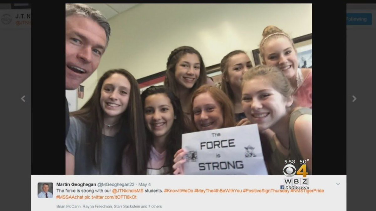 SimplySuzy's tweet photo. A7: Iβm going to #SHOUTOUT all of my #PositiveSignThursday friends - here in #Massachusetts we have SO many schools celebrating positivity every Thursday and itβs the highlight of our week. #PositiveChatMHE https://t.co/8YEVyD2U5Y https://t.co/xl9fJBoMhW