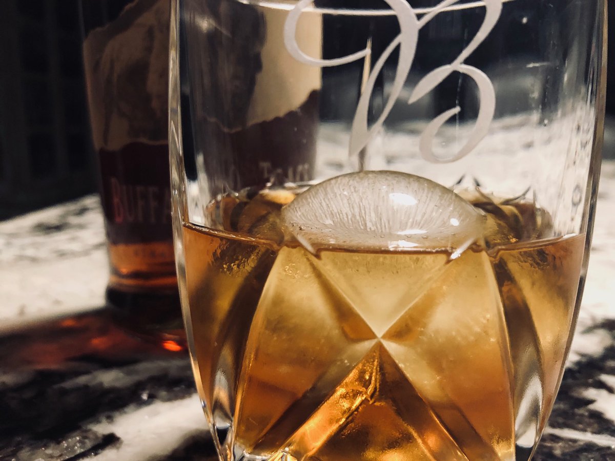 BeauBishop's tweet photo. Before and After. Today’s officially endorsed, Maple Old Fashioned. Happy First Friday. Act Accordingly. https://t.co/rLVQO3RQ1k