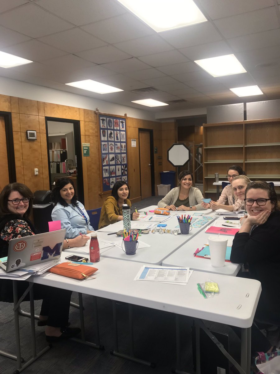 ReadWriteNEISD's tweet photo. E1 Brahma brain game is STRONG! 🧠 Love working with this team!💙 #plcparty #assessandrespond #keepinitgreal 🤓 @RealBrahmaPride @mac_elar https://t.co/8qIoEXy8pU