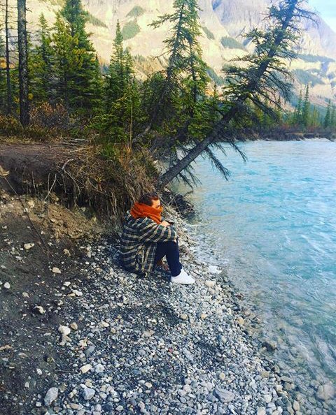 IG _____: Canada, a few months ago you were the beginning of my little hell when everything ended I wanted to create new memories before leaving you. I did that, THANKS you helped me connect with myself once again. I'm going to miss your wonderfullandscapes 💙💫🌲