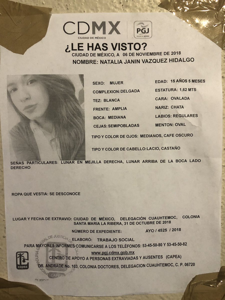alexguzmanrod's tweet photo. Ayuda para difundir. Hoy colocaron estos anuncios de búsqueda en la unidad donde vivo... @elizamarmar @Fam_Unidas_AC @Princesabathory https://t.co/KxTrRNsSTy