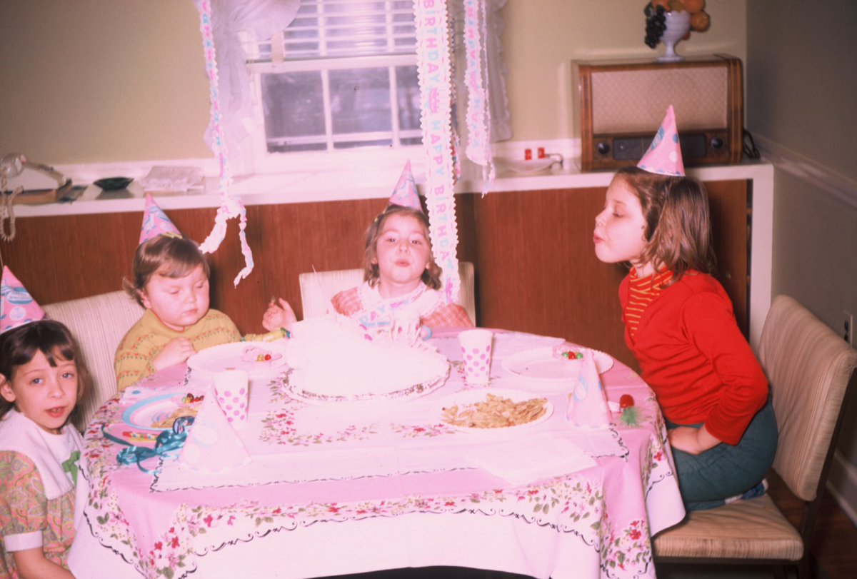 oldiegallery's tweet photo. cake candles over the yearz https://t.co/T285C9c3uY