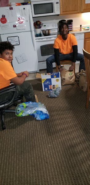 OmahaHomeForBoy's tweet photo. The young men in the Neef Cottage recently completed a community service project that found them coming together as a team to help others. The boys assembled and distributed goodie bags to homeless individuals in the Omaha community. https://t.co/FkCqQNKQZo