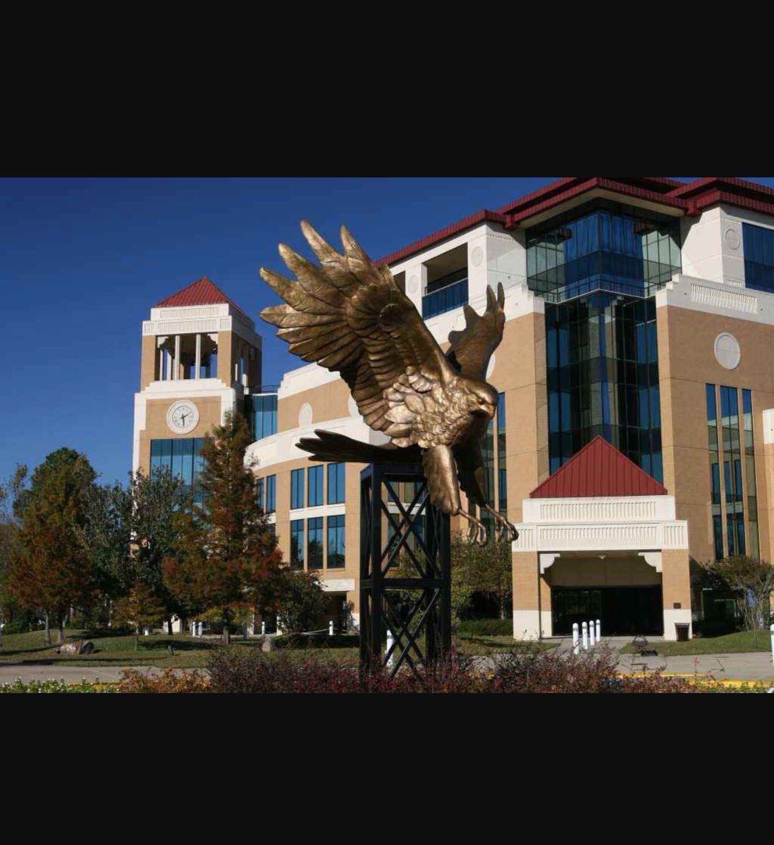 HenryTrace's tweet photo. I am humbled to say I’ve committed to play baseball at the University of Louisiana Monroe. I wouldn’t be where I am today if it wasn’t for Jesus Christ, all the glory goes to Him! I want to thank my parents, coaches, and teammates that have helped reach this goal. @ULM_BSB https://t.co/kjSZNHfPS7