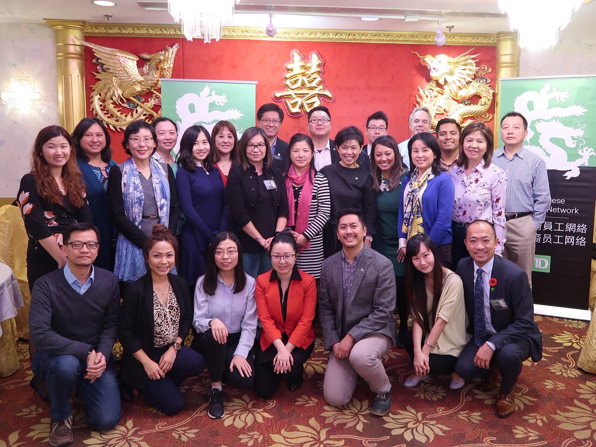 RupertHon_TD's tweet photo. The first ever TD Chinese Employee Network Social Mixer was held in Mississauga tonight and it was a huge success where great food and good conversations were shared by all! Thank you to all the colleagues who came out to support the event! #DiversityandInclusion #networking https://t.co/Ucszlklqv6