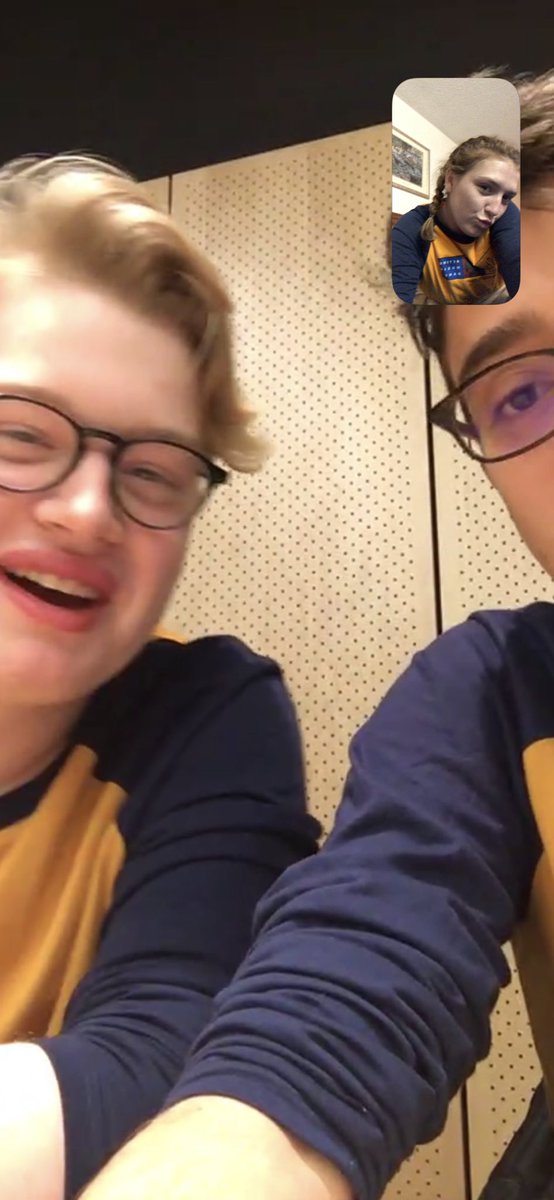 OhHeyIts_A's tweet image. Random Acts never ends #GROUPMIND @RandomActsFRED