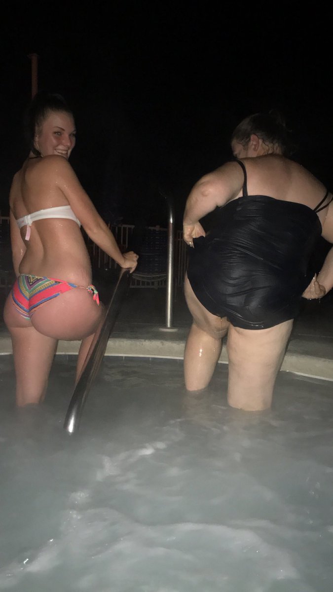 jacquelineskag3's tweet photo. Y’all this is the reason why my mom is my best friend 🤪😂 https://t.co/EoOhNWPZWX