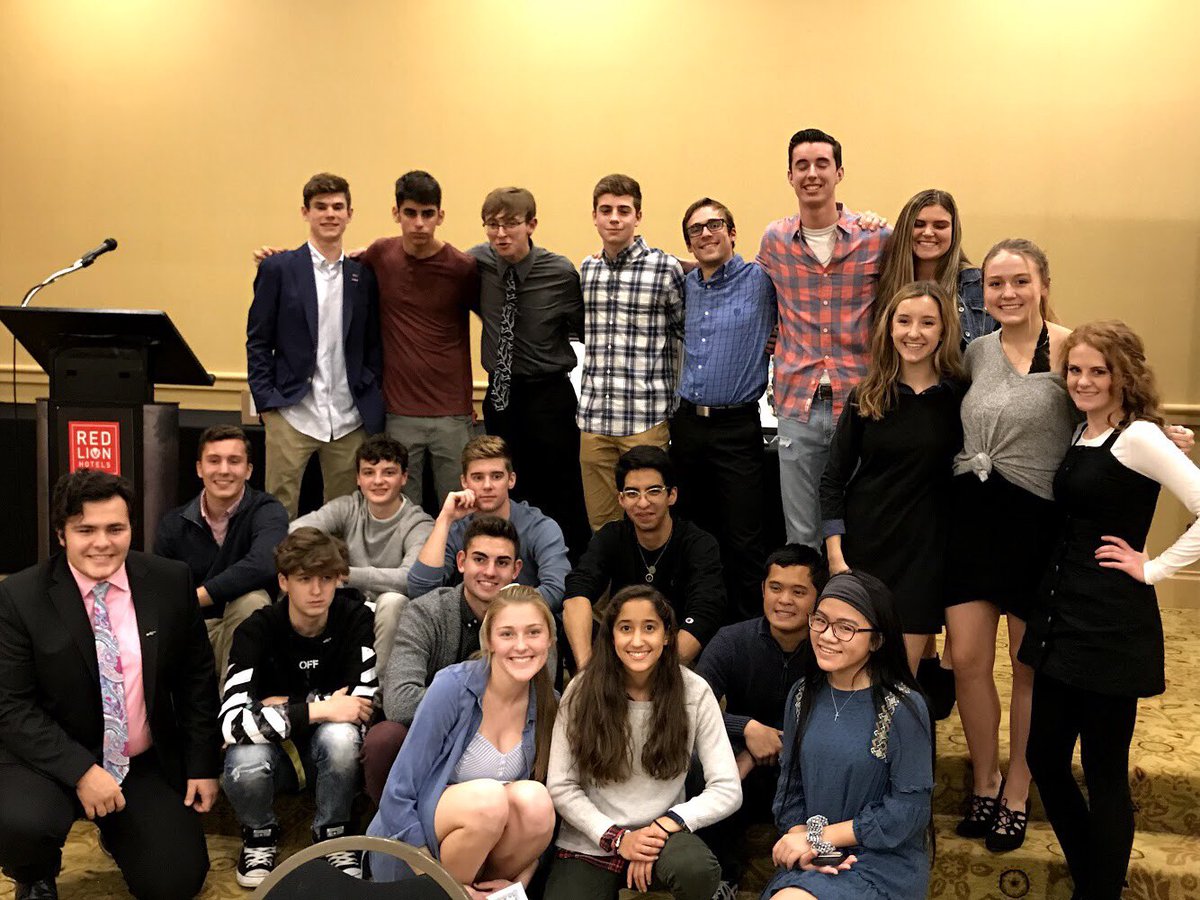 mcd_xc's tweet photo. Thanks to all who came out to the team banquet today and thank you for another great year of McD Cross Country!! Special congrats to the newly crowned king of the hill, Colin Roche! Good luck to you and your teammates in the years to come, the Class of 2019 will miss you all💙💛 https://t.co/gdbBncN6AC