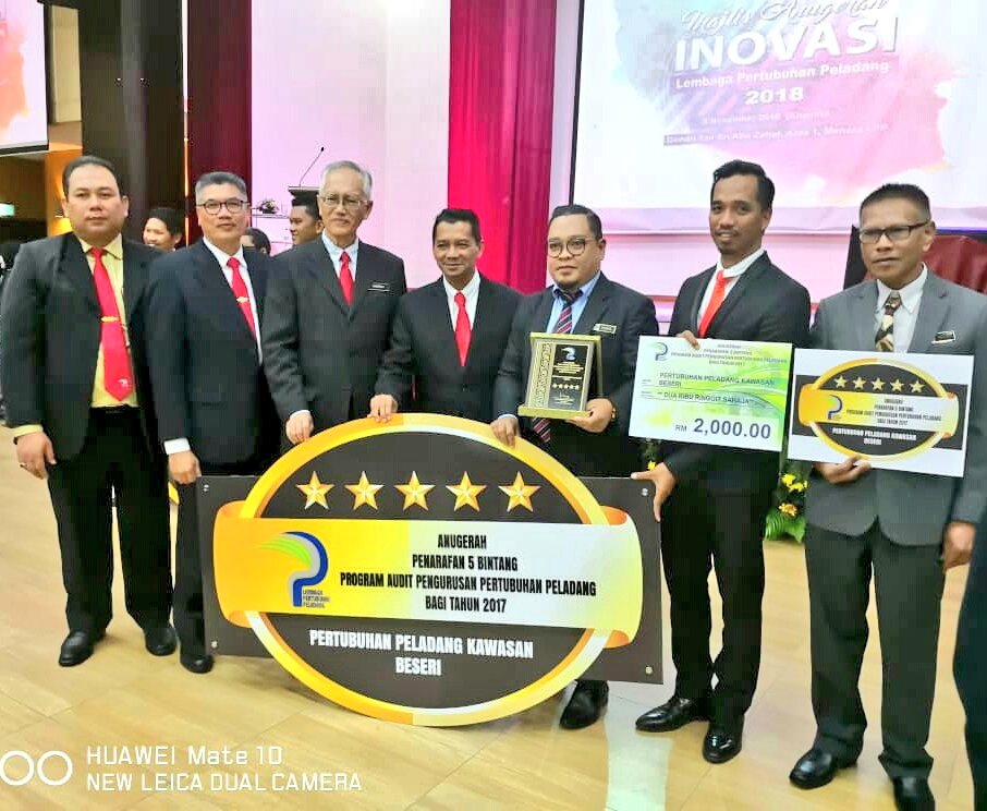 accdini's tweet photo. Tahniah!!!
PPK Beseri @ppkbeseri09 Penerima
Anugerah Penarafan 5 βββββ Program Audit Pengurusan PP
@5zul83
#teamAPlpp
#hariinovasipp2018 https://t.co/XI5xWLp4HA
