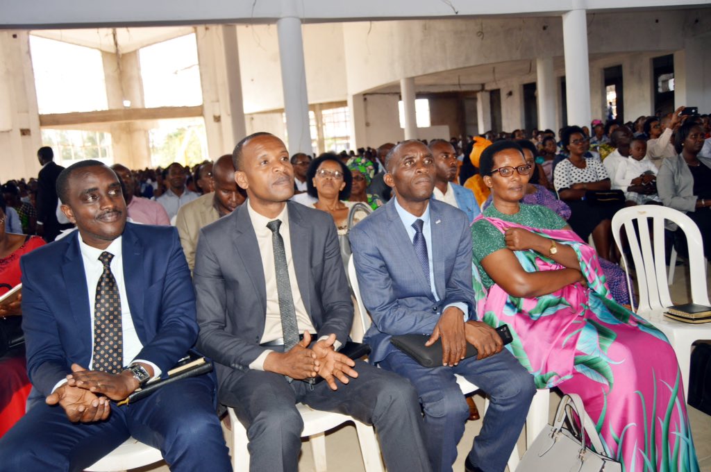 HozianaC's tweet photo. Turashimira Imana yabanye natwe kuri 21/10/2018, aha twari twagiye kuvuga ubutumwa bwiza kuri EAR Remera - Giporoso! Imana ishimwe! https://t.co/awZk9NR8ZD