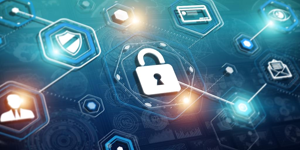 Oracle_France's tweet image. 🆕 Nous renforçons la protection de notre #Cloud public "OCI" grâce à la technologie #ZenEdge. Plus de sécurité, pour plus de confiance 🔐
Plus d'infos sur @MondeInformatiq : bit.ly/2JNIbRs