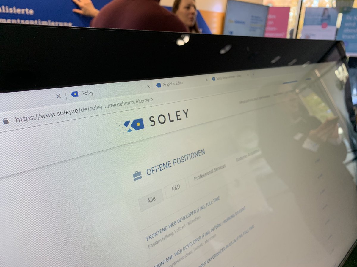 Maximol's tweet photo. SAY HI, @soley! Für alle, die uns gestern nicht am Stand auf der #HOKOMUC treffen konnten, kommt gerne direkt auf uns zu https://t.co/XFv7jUE21Q #MasterComplexity https://t.co/V3rDgnZPtB