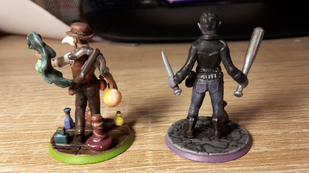 I can finally post these two <a href="/HeroForgeMinis/">Hero Forge</a> minis of Whistler and Dimitri I painted for my friends' birthdays!
#CloakAndSwagger #DnD