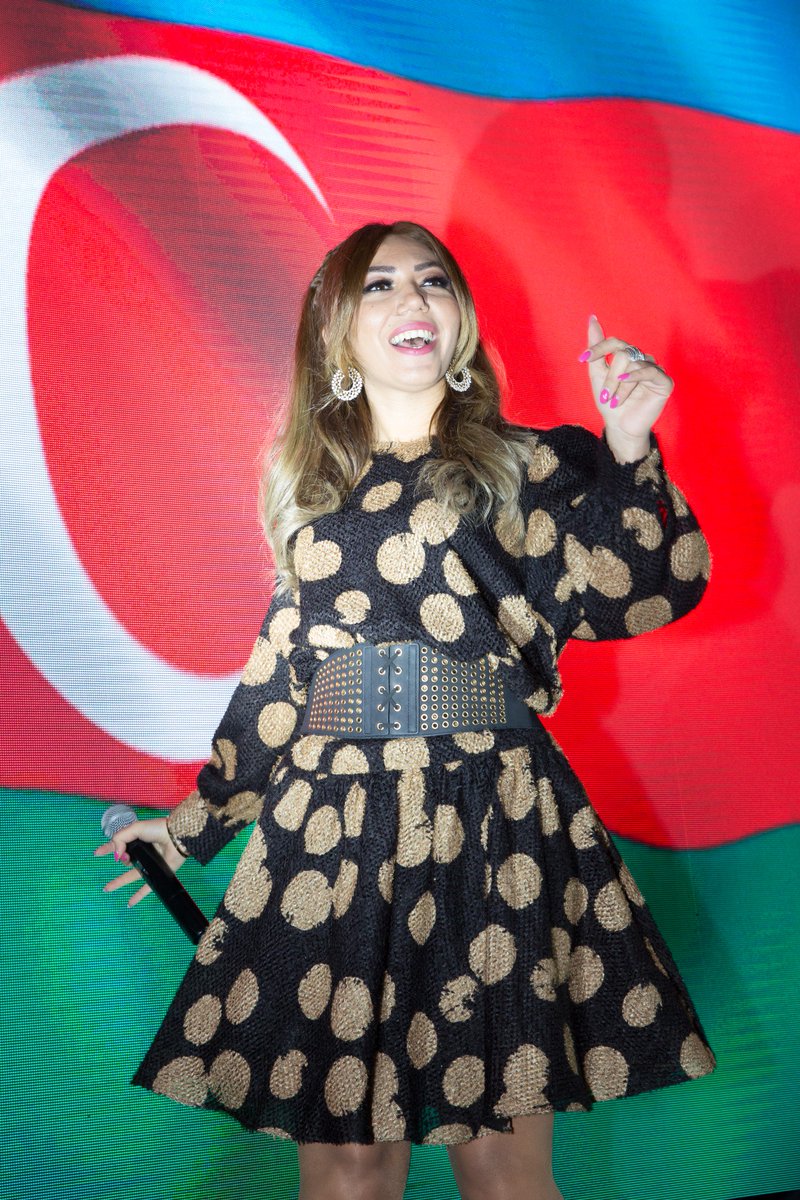 Hörmətli müştərilər, Sizi Böyük Açılış mərasimində və konsertdə görməyə şad olduq. Hər zaman Sizin xidmətinizdəyik!
Açılış mərasimindən şəkilləri Sizə təqdim edirik: