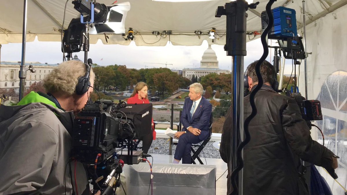 NeilDunwoodie's tweet photo. Big thanks to the @SkyNews team covering the #MidtermElections who did their bit sitting on a roof in the cold for hours in #WashingtonDC Hope you’ve all defrosted...!
#skynews #lifeatsky #midterm18 https://t.co/UMbklQVYgf