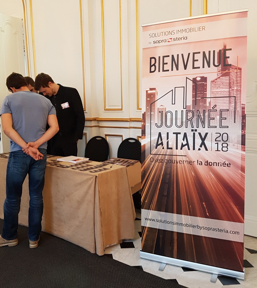 SopraRealEstate's tweet photo. Ouverture de la Journée Altaïx 2018 de @SopraSteria_fr : moment privilégié d'échanges avec nos clients pour maîtriser et libérer la donnée #immobilier https://t.co/MNDx68Bn4u
