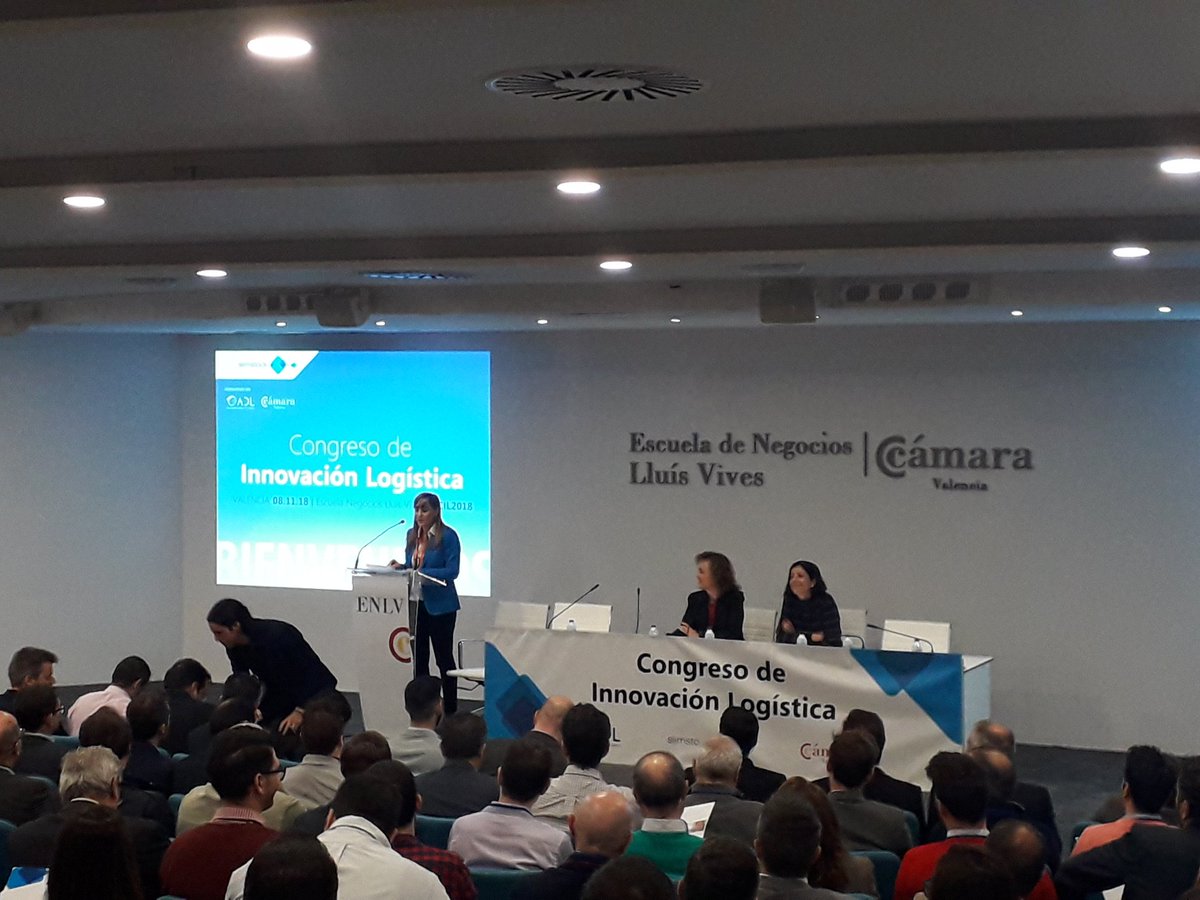 andresgilnogues's tweet photo. Da comienzo el II Congreso de Innovación Logística.#CIL2018 y desde @feria_encaja apoyando este mangifico congreso organizado por @ADL_Logistica y @Slimstock_ES . https://t.co/6NGPepibUB
