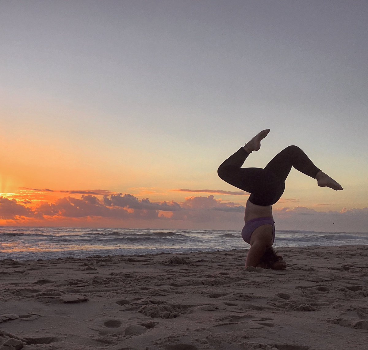 GrahamMarine's tweet photo. Interested in #travel #surf #skate or #yoga? I released my website with a #blog section and a #photography gallery. https://t.co/tMck4Ku64d / Share the love and #RT https://t.co/25qWaEbeaa