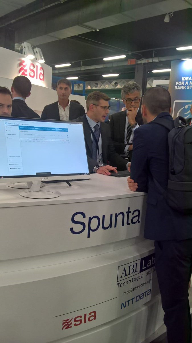 ABI_Lab's tweet photo. Al nostro stand al #SalonePagamenti2018 presentiamo lo #SpuntaProject (e la task force #fintech, il #CERTFin, ...). Vieni a scoprire come cambia la spunta interbancaria con la tecnologia #DLT! https://t.co/eiwy9aghZx