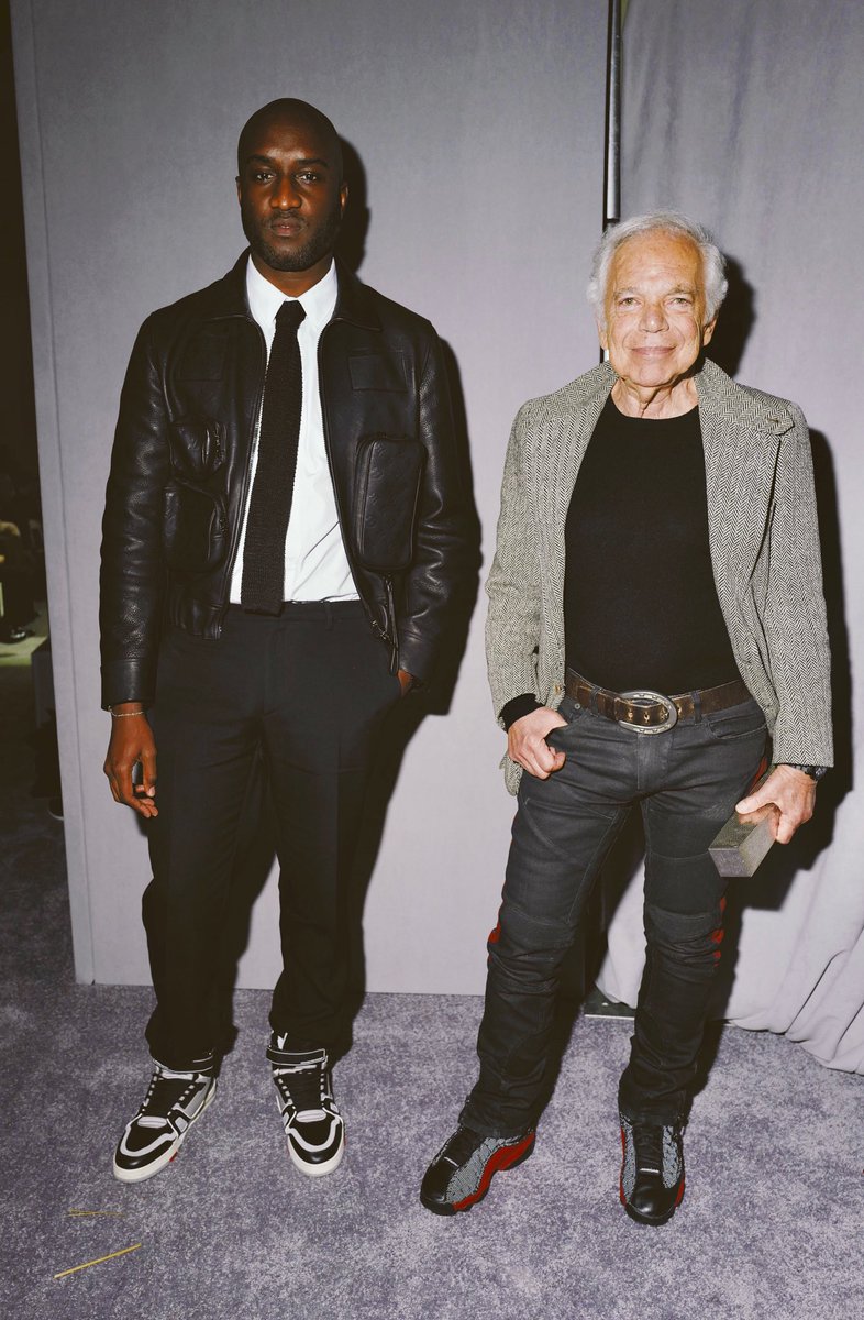 virgilabloh's tweet image. ✨✨✨™️