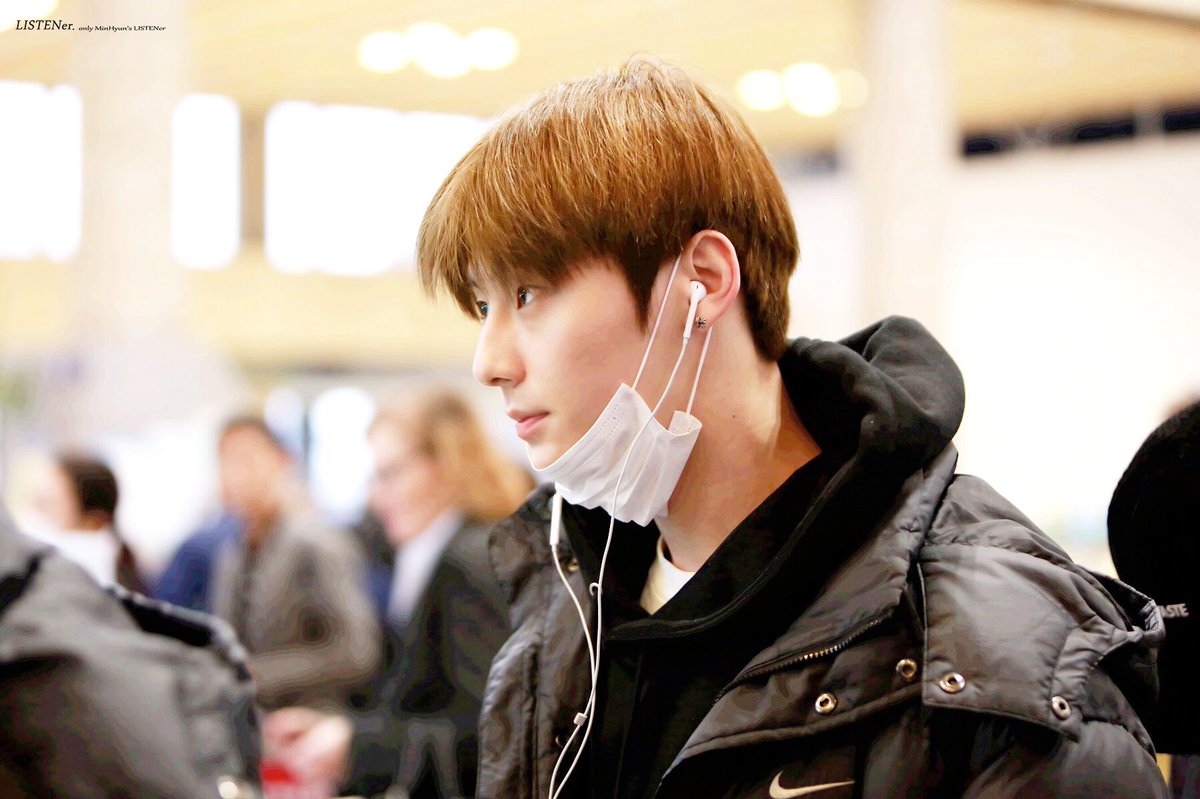 n년전 오늘의 민현 tweet media