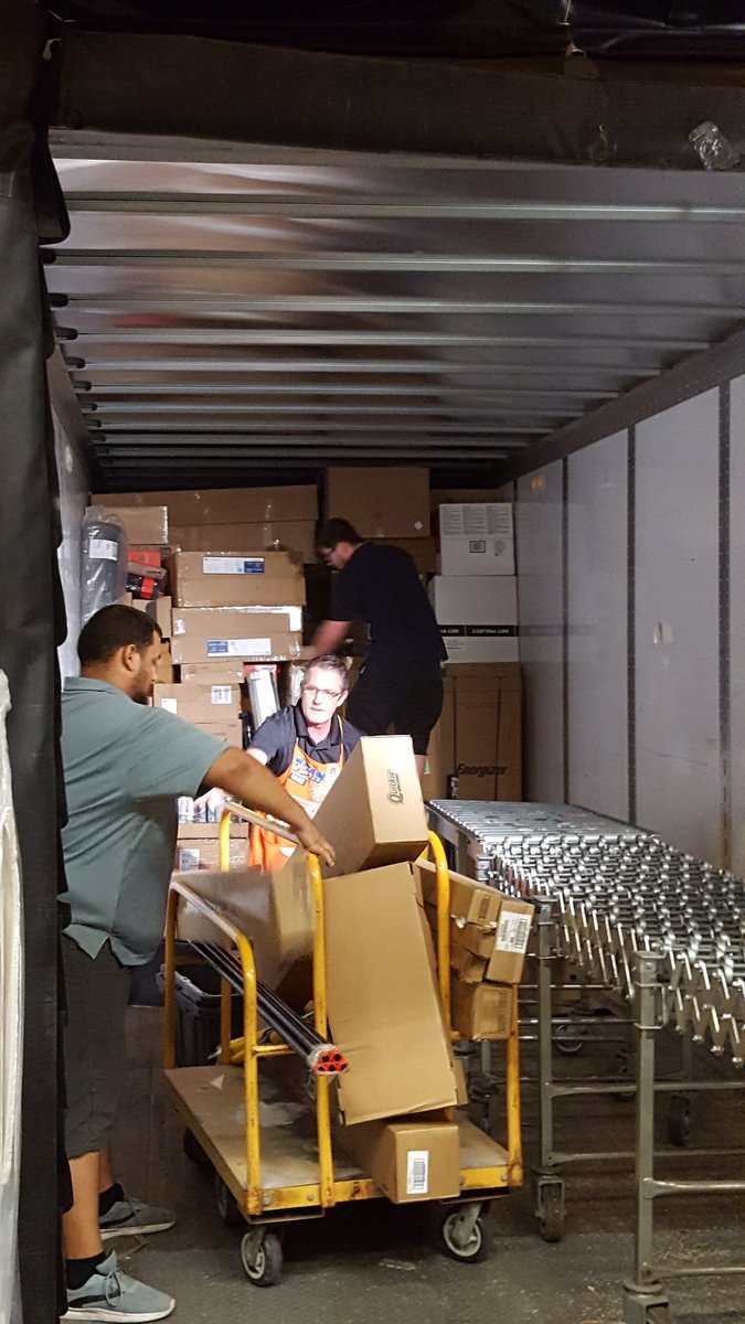 Freight/Receiving Appreciation Night. Leadership Team unloading the truck for us tonight! Thank You! @homedepot6668 <a href="/seanfinnthd/">sean finn</a> <a href="/EddieReese1971/">Eddie Reese</a> @asds_6668 <a href="/Steven_Mousseau/">Steven Mousseau</a> <a href="/Jaime_HD_D25/">Jaime Castillo</a>