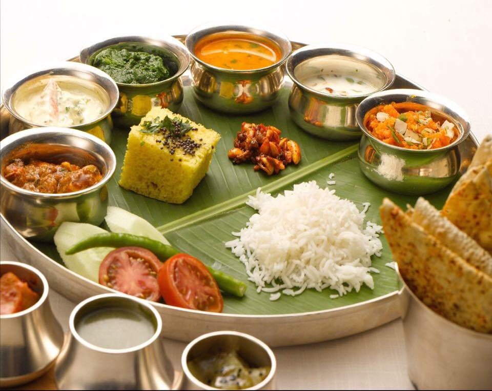 uaeanandabhavan's tweet photo. Enjoy Thursday with Tasty #Breakfast, special #lunch and #dinner at Ananda Bhavan Restaurant Dubai
Visit us @ Lake Terrace Tower, Cluster D, JLT
Order via @Zomato @Deliveroo @Talabat or Call us @ 04-2767389/92 for free delivery
#Restaurants
#JLTDining
#JLTResidents
#Vegetarian https://t.co/PiSBY9Gt58
