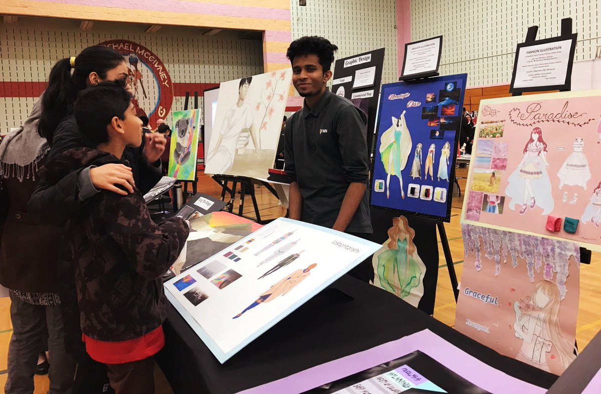 FMMtweets's tweet photo. Our students steal the show at #Gr8OpenHouse and clearly demonstrate #theFMMdifference @ycdsb https://t.co/xW8lCwAEUJ