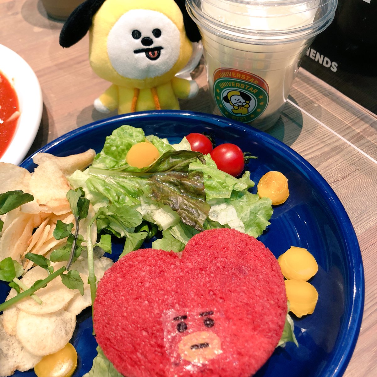 jmnchaaann's tweet image. bt21 カフェ可愛くて楽しかった😆✨
ご飯は。。。でした😹❤️

そして届いた！ボム〜😘✨
#armyRTしてくれた方フォローします
#大人ARMY #BTS #bt21