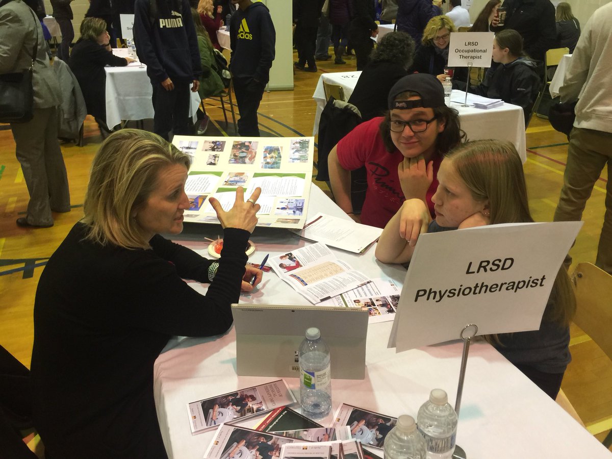 AnoMagnifico's tweet photo. #CAPSlrsd #CAPS2018 @ArtsTechCentre #careersymposium Many thanks to 24 colleges & universities 35 business professionals @YESManitoba @louis_riel_sd teachers and student volunteers @wpcLRSD @nmcLRSD @jhbLRSD OVER 600 parents & students attended #careerconversations #careerdev https://t.co/8Vykw3pMGn