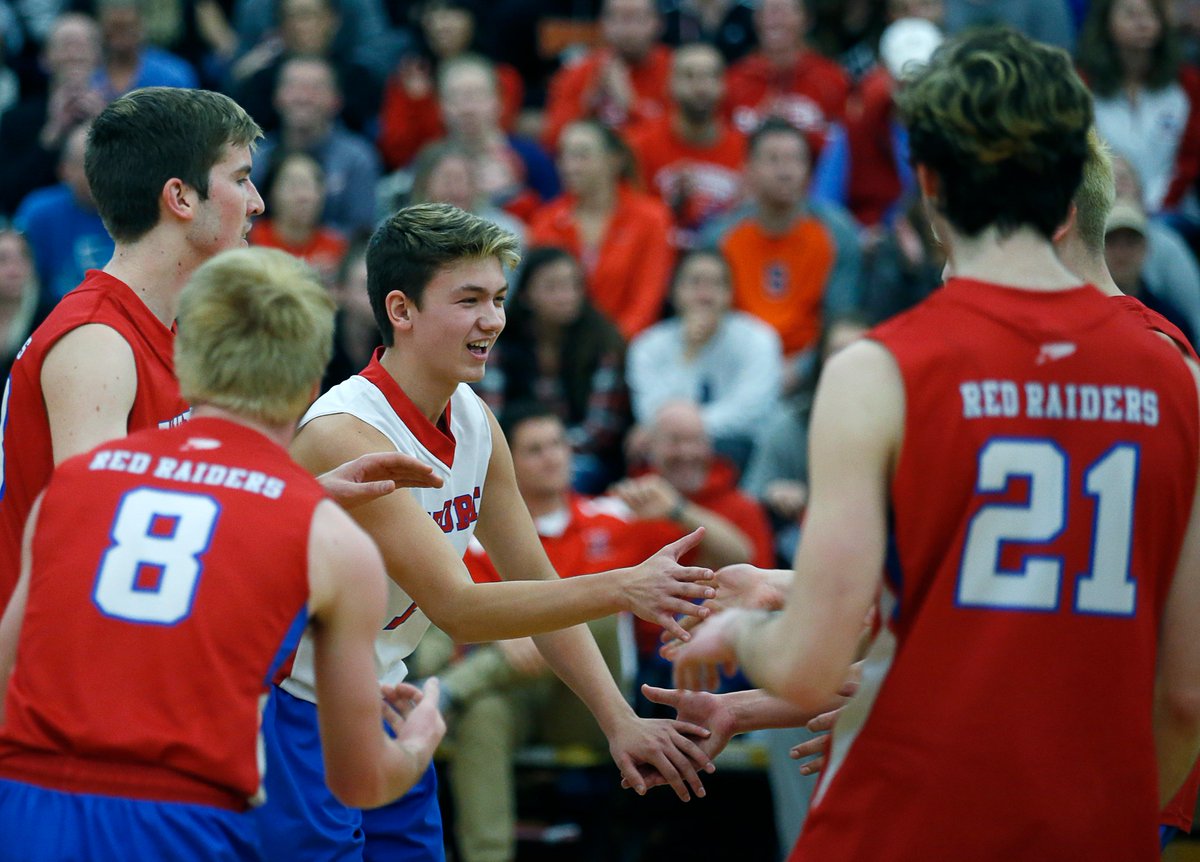 cfortiz_photo's tweet photo. Section V Class A Final: #Fairport 3 to 1 over @McQuaidJesuit @DandC #HighSchoolVolleyball #dandcpix #roc @jjDandC https://t.co/5nGxKeOhAA