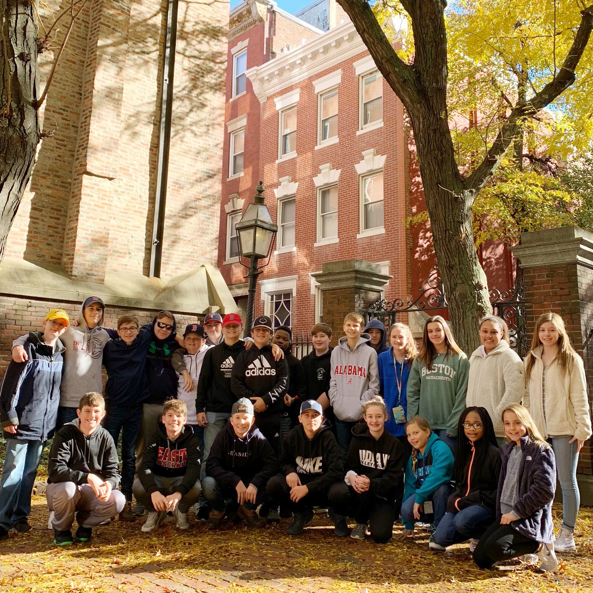 BrookeSNorton's tweet photo. Beautiful day in Boston walking the Freedom Trail! @LCSforKids @limestone_east @EFExplore https://t.co/aBgXvxeN4t