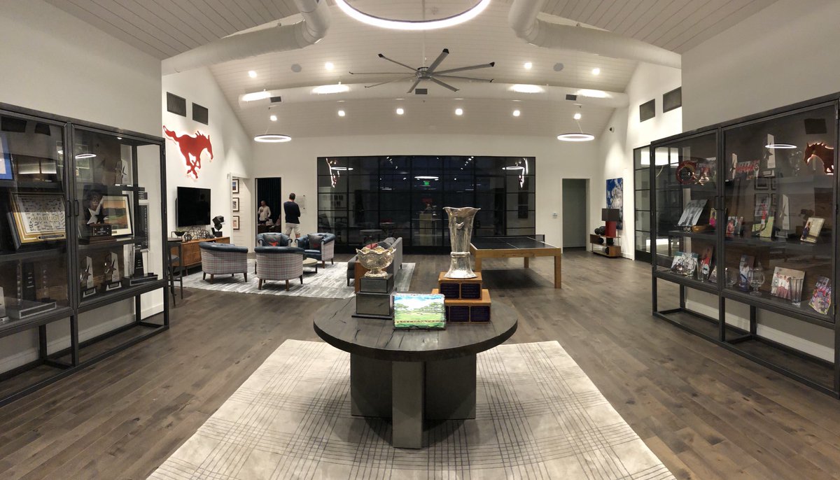 ChangeTheGame54's tweet photo. Culture: 1st
Facilities: 2nd
Fantastic to visit @teamALTUS HQ & experience the environment they’ve created for those lucky enough to walk through their (incredible) doors 😍! #ALTUSstudytour https://t.co/EnBPyE7Xlw