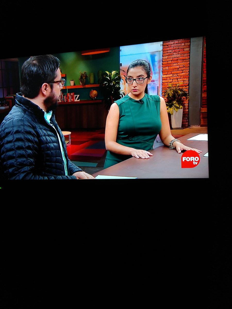Diego_gc4's tweet photo. ¿Ya están viendo a @AnaJVillagran en Punto y contra punto? 👏👏 https://t.co/CqXFYd8eXI