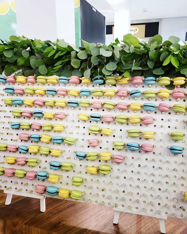 krispybites's tweet photo. I attended the launch party of @wearefourpost (formerly RAAS) last night and was delighted to find this macaron wall by @reinettecafe 😍 Go check them out along with the other local vendors!
.
.
.
#macarons #macaron #yegbiz #madeinyeg #wem #fourpost https://t.co/r6rK9EFXPq https://t.co/RvQpTKN4xN