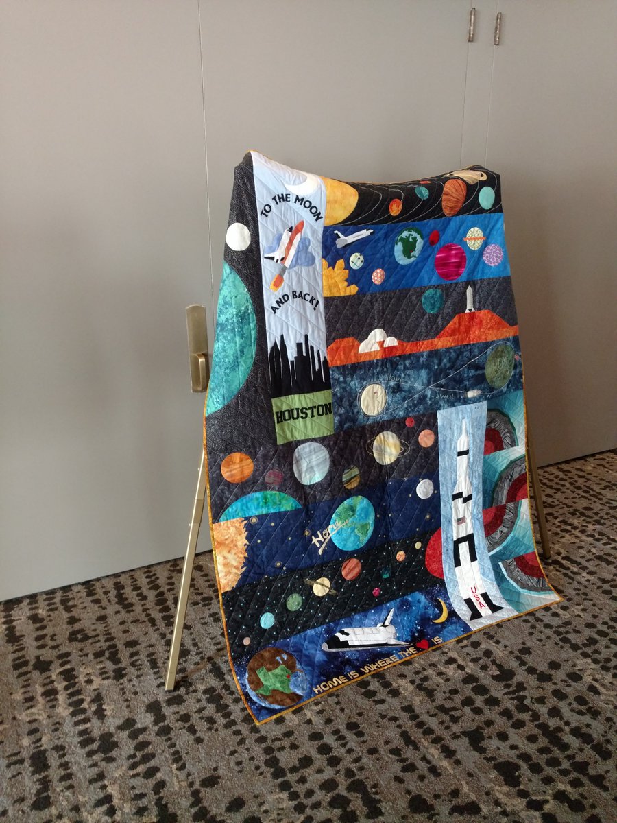 apus_seds's tweet photo. #SpaceVision2018 https://t.co/BFeVF1YH44