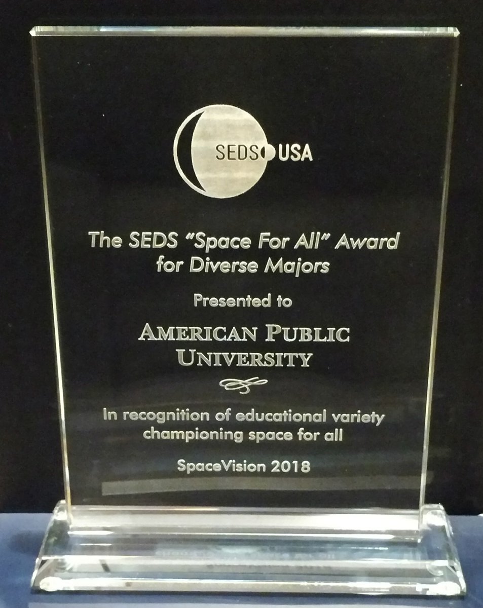 apus_seds's tweet photo. #SpaceVision2018 https://t.co/A0sTDJY1er