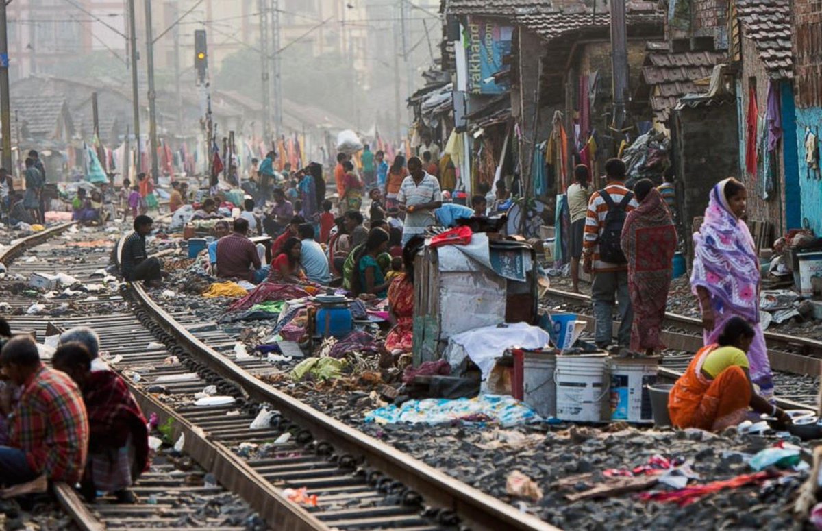 The_PolicyShop's tweet photo. Despite being one of the fastest growing economies in the 21st century, India continues to suffer shockingly unequal economic growth. The richest 1% own 53% of the wealth.

Given India’s experience, @ram_guha explores how we can eradicate global poverty.

https://t.co/coWaoWXGjs https://t.co/xHF9uAwLMg