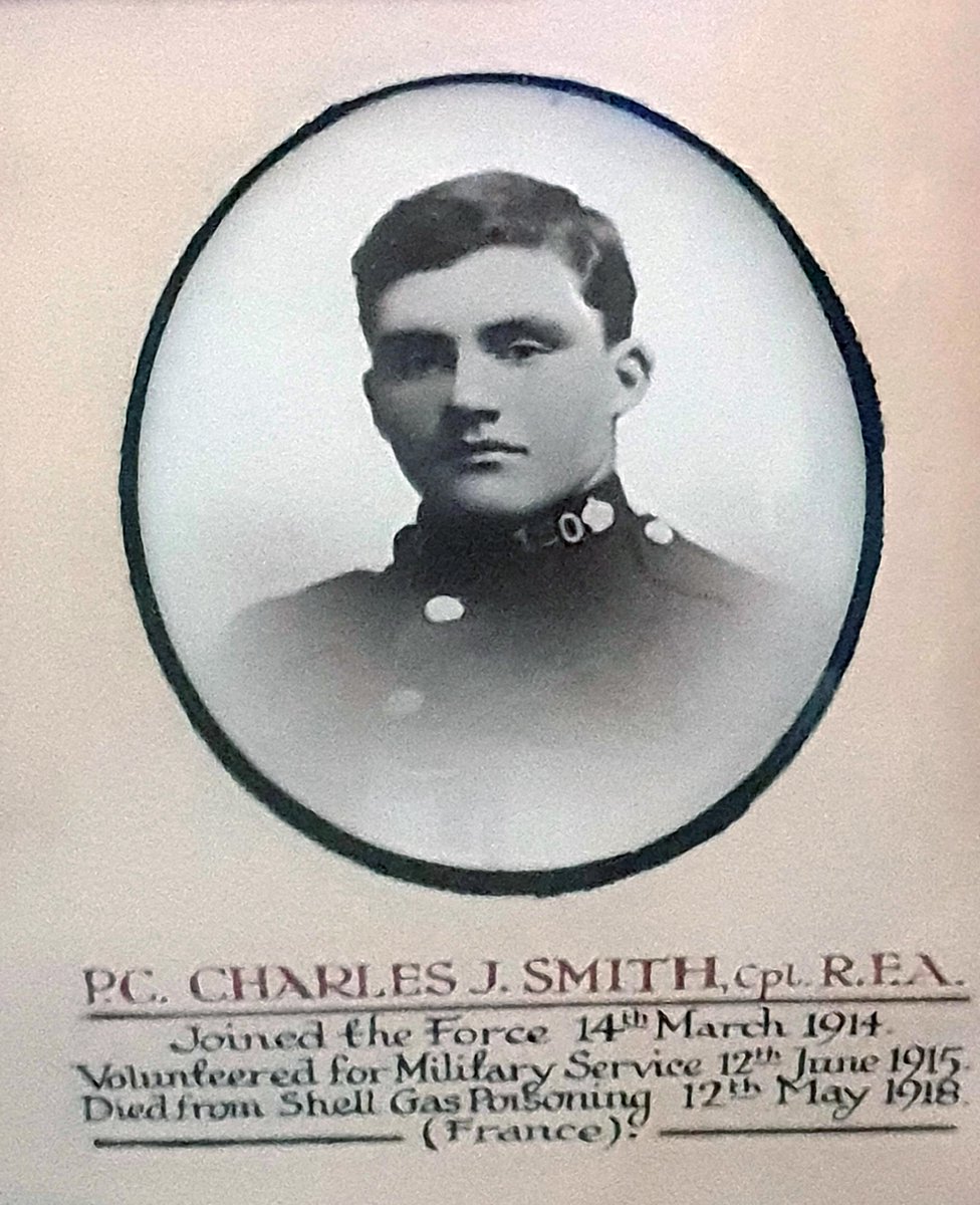 leicspolice's tweet photo. Today we remember PC Charles Smith who died from gas poisoning and is buried at Sangatte, Calais, #France.
#LestWeForget #LestWeForgetUK #RemembranceDay https://t.co/2MA7iLiDeI