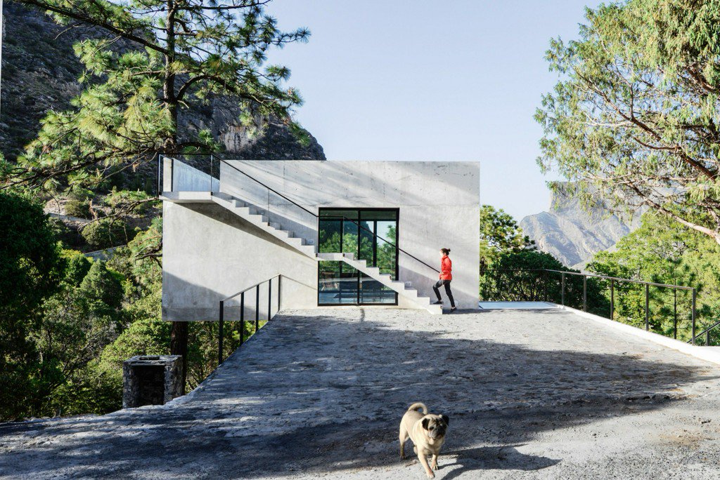 2I4E House / P+0 Architecture + David Pedroza Castañeda bit.ly/2PjKcL6 https://t.co/2GUvKjldt6