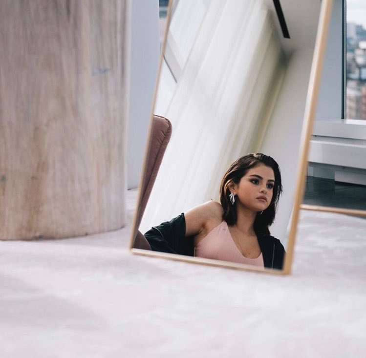mutualgomez's tweet photo. When does sis not slay? #SGxPUMA https://t.co/mWRNVEgubk
