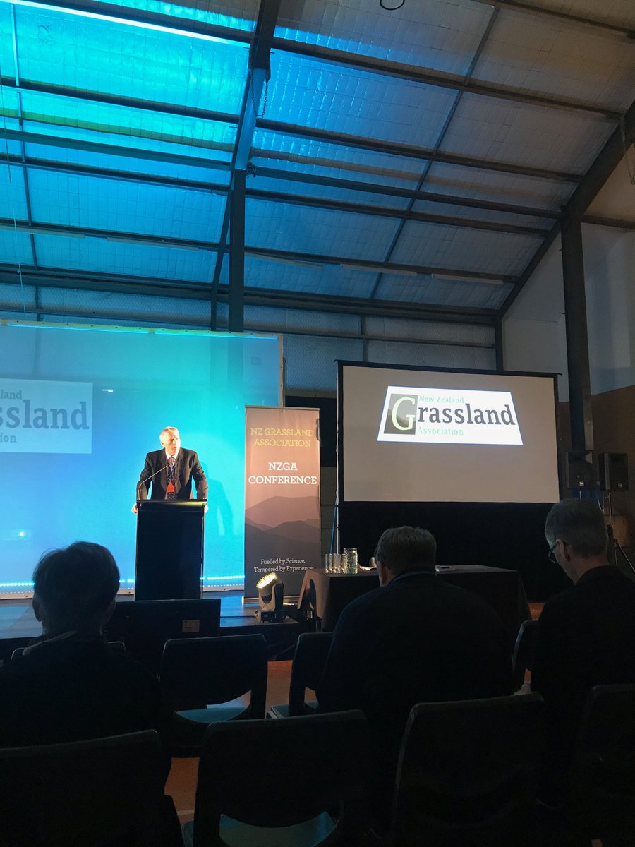 t1mbo9's tweet photo. 2018 Grasslands Association Conference, fantastic venue, topics and farmer hosts #grasslands #balancingextremes #learninginthefield https://t.co/qxWdg7TyZz