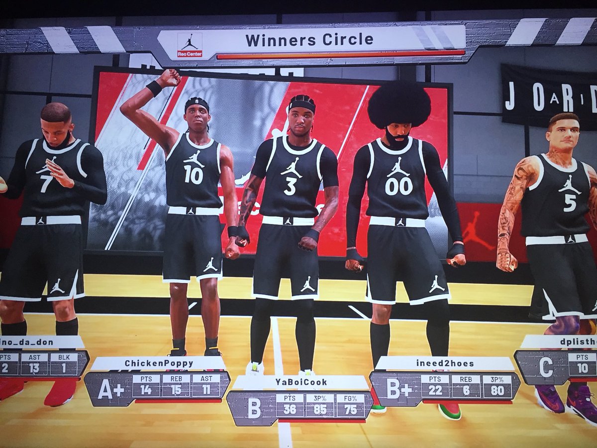 Shhchicken's tweet photo. #TrenchesAkARec #CookAndChicken👨🏾🍳🐔 #Hungry🍝 #TripleDub🐔 #40Ball👨🏾🍳 #RoadTo100Wins #PopOut 🎒
PG:@maino_don
SG:@dplistheman
SF:@YABOICOOK1
PF:@Ineed2hoess
C:@ChickenTPO
@2KCrewFinder @TruPlayersOnly @Big_Brudda_PURP @OGKINGCURT @TheJonny2k @CoachVilvens 💯 https://t.co/u8KRIIx40p